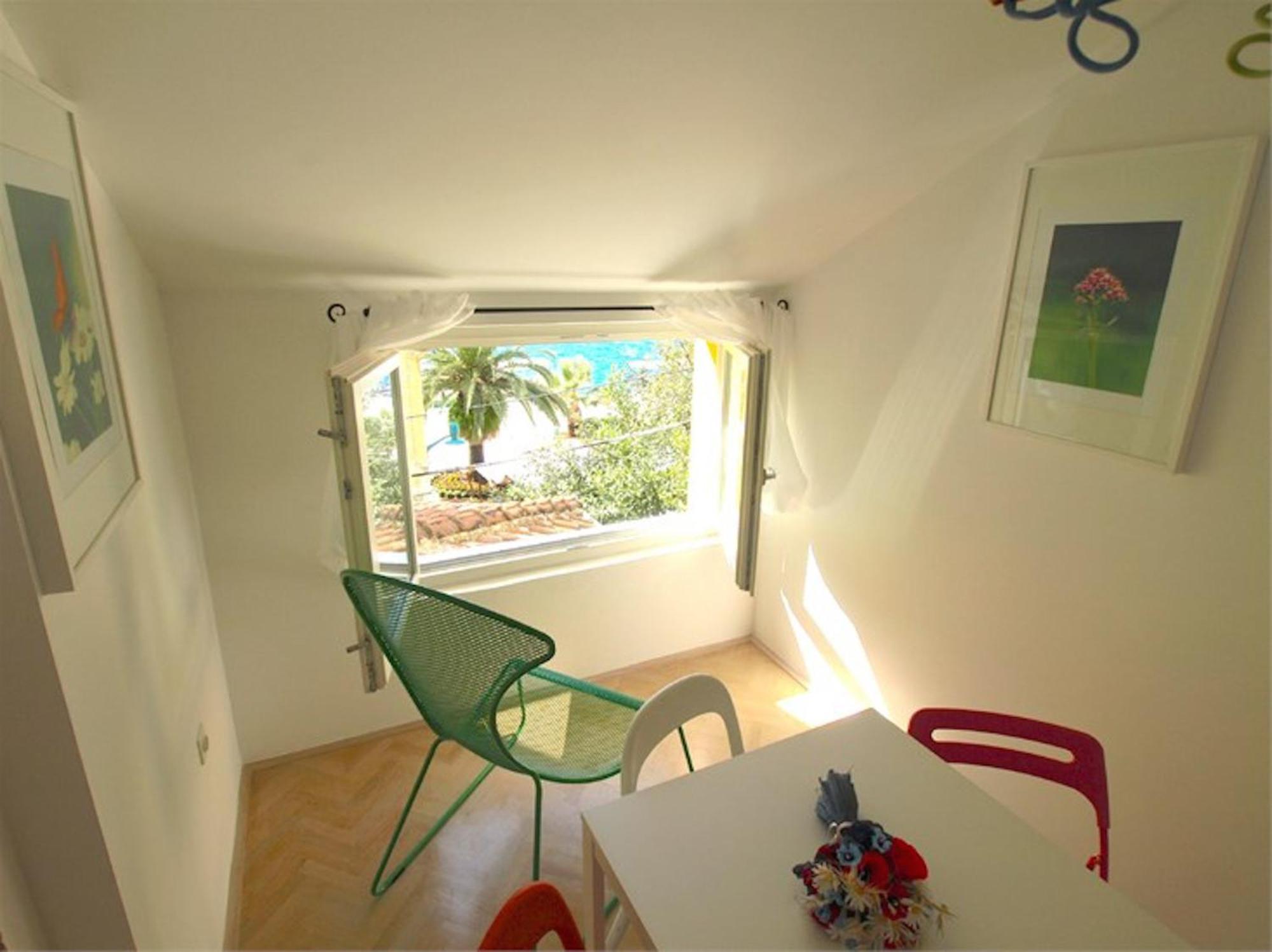 Apartments Mandarina Mali Losinj Bilik gambar