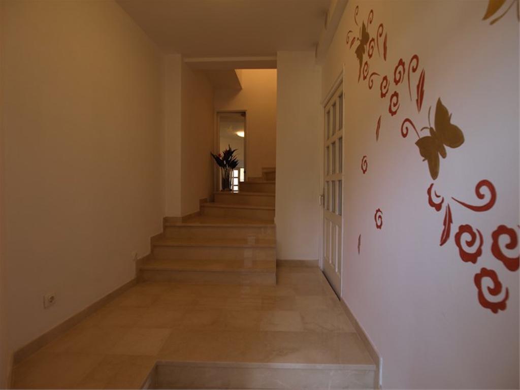Apartments Mandarina Mali Losinj Bilik gambar
